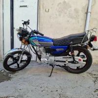 موتور سیکلت ۲۰۰ پرواز