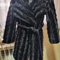 تعدادی کت و پالتو زمستانی و مجلسی