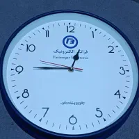ساعت دیواری