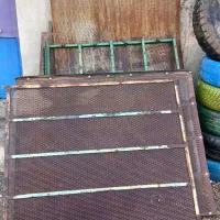 تعدادی تور فلزی