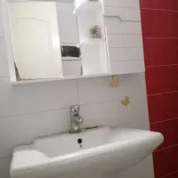 روشویی با شیر و آینه و باکس