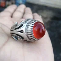 انگشتر عقیق سرخ