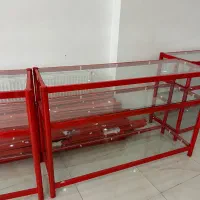 ویترین یک ونیم متری