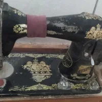 چرخ خیاطی|کلکسیون اشیاء عتیقه|اصفهان, بهارستان|دیوار