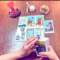 فال تاروت و شمع تراپی