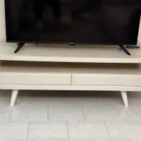 میز تلویزیون جنس عالی و نو بدون خط و خش