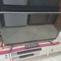 تلویزون ال ای دی ۳۲مارشال درحداک