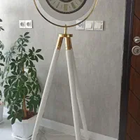 ساعت زمینی،میزتلویزیون