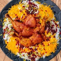 آشپز هستم برای امروز پخت زرشک پلوو قورمه دارم