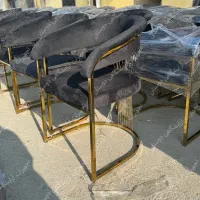 صندلی کوتاهی و رنگ ثابت و چرخ دار همه متریال|آرایشگاه و سالن‌های زیبایی|اصفهان, ناصرخسرو|دیوار