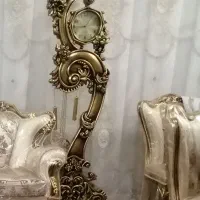 ساعت ایستاده با چوب راش رنگ آمیزی با ورق طلا