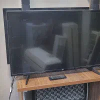 فروش ال ای دی ۴۳ و آینه کنسول برنجی