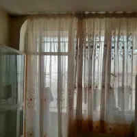پرده کتان سنگ دوزی شده