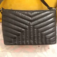 فروش کیف زنانه|کیف، کفش، کمربند|پرند, فاز ۶|دیوار