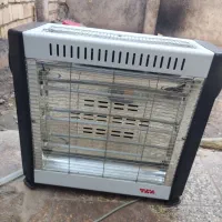 یک عدد بخاری فندار به فروش می‌رسد