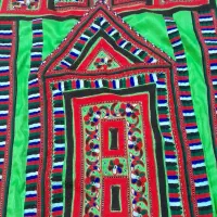 لباس بلوچی ب فروش میرسید