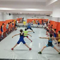 واگذاری باشگاه درحال فعالیت با تمامی تجهیزات|اجارهٔ مغازه و غرفه|قزوین, |دیوار