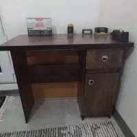 میز تحریر و اداری کاملا سالم|میز تحریر و کامپیوتر|ساری, |دیوار