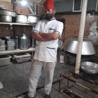 جذب نیروی تخصصی آشپزخانه ایرانی ( رستوران )