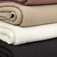 مقدار زیاد مانتو ولباس بلندوکوتاه