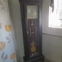 ساعت ایستاده چوبی