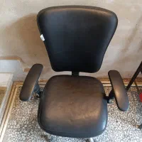 صندلی چرخ دار تمیز بدون ایراد