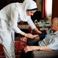 نگهداری از سالمند