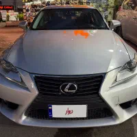 لکسوس is200T