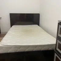 تخت ۱۲۰