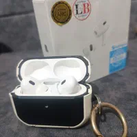 ایرپاد اصل آیفون.   با کاور ضد ضربه (فروش فوری)