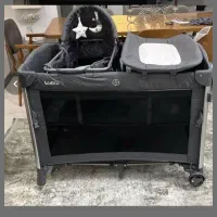 تخت و پارک کنار مادر کیدیلو