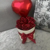 باکس گل شاین دار ولنتاین