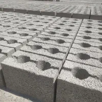 بلوک سیمانی.. دیواری سقفی استخری در مبارکه