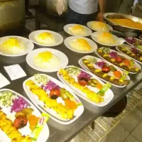 اشپز کترینگ مسلط به غذاهای ایرانی همکاری بلند مدت