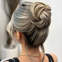 خدمات آرایشی رویا