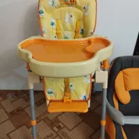 سه عدد لوازم جانبی کودک.