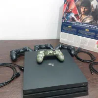 Ps4 pro به همراه 4 دسته اوریجینال