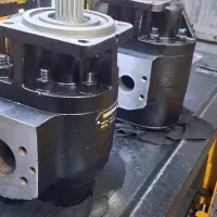 مرکز تخصصی پمپ هیدرولیک و شیرکنترل|ماشین‌آلات صنعتی|مشهد, رده|دیوار