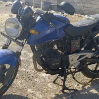 موتور سیکلت پالس یوجی فور 180