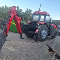 انجام  کار با بیل بکهو به صورت ساعتی و پیمانکاری
