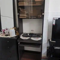 کتابخانه ومیزکامپیوتر