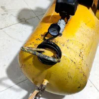 پمپ باد ۱۵۰ لیتری تکفاز مفید / دورکن لبه چسبان|ابزارآلات|چهاردانگه (تهران), |دیوار