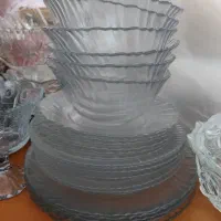 ظرف شیشه ای