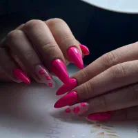 استخدام ناخن کار