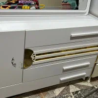 آیینه  و دراور