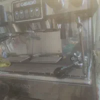 یک مجموعه  فست فود و کافی شاپ نیاز به نیرو دارد