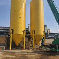 کارگر فنی جوشکار اسکلت و کارگر ساده با سرویس