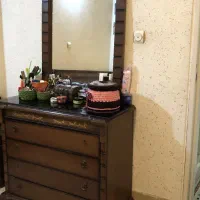 تخت دونفره معرق کاری شده و دراور و اینه ست|تخت و سرویس خواب|کرج, دهقان ویلا|دیوار