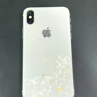 ایفون xs