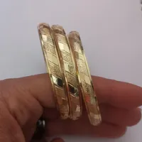 النگوطلاروس